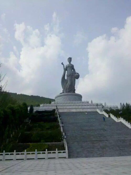 神女湖风景区