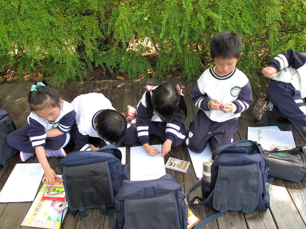 台湾小学生的写生课好随意