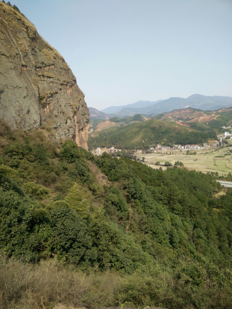 宝石仙境风景区