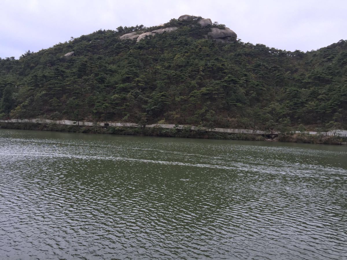 炼丹湖