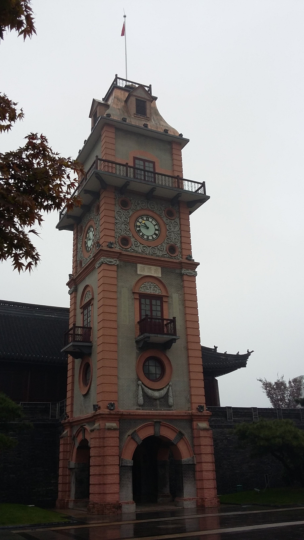 钟楼的建成,为南通民众掌握时间提供了方便.