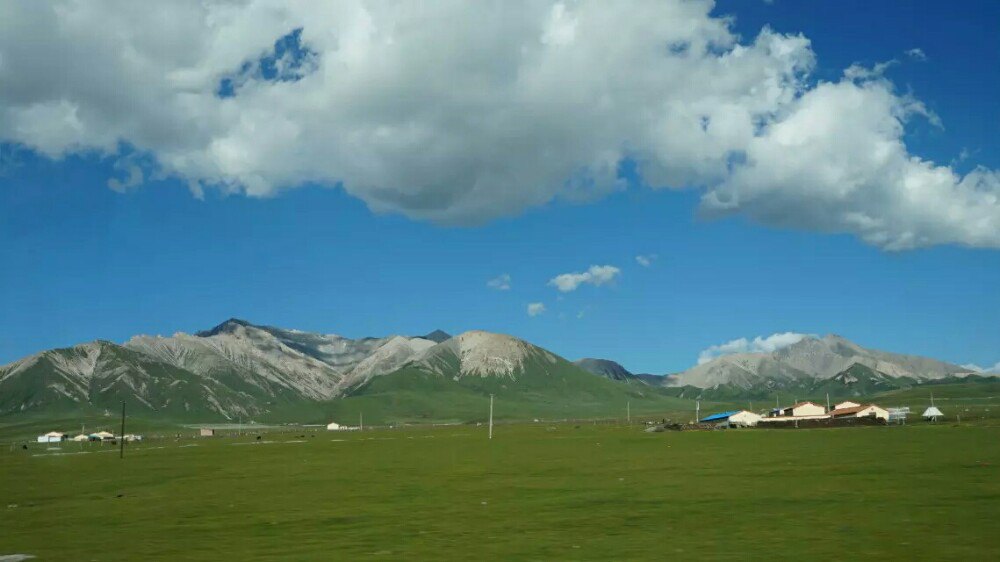 d3;祁连-扁都口-民乐-张掖七彩丹霞山-嘉峪关(宿:嘉峪关)