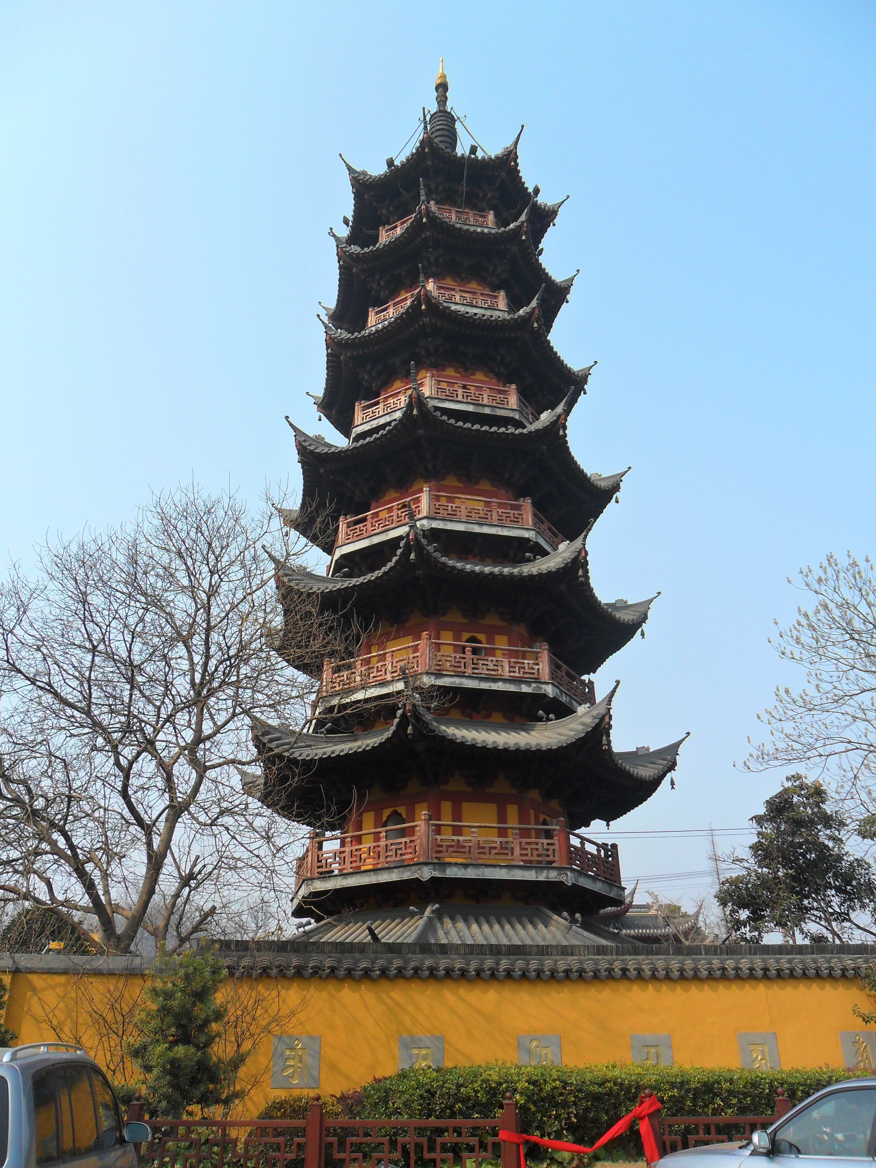上海东方明珠塔最全门票攻略，上海的明珠塔登塔多少钱