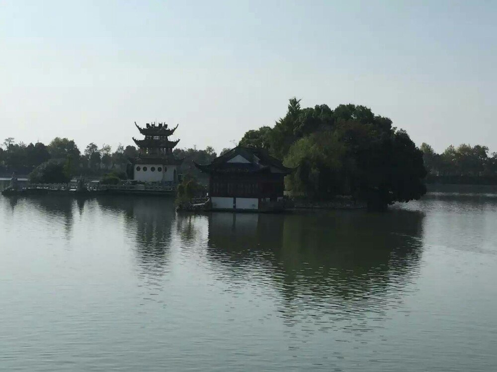 天井湖公园
