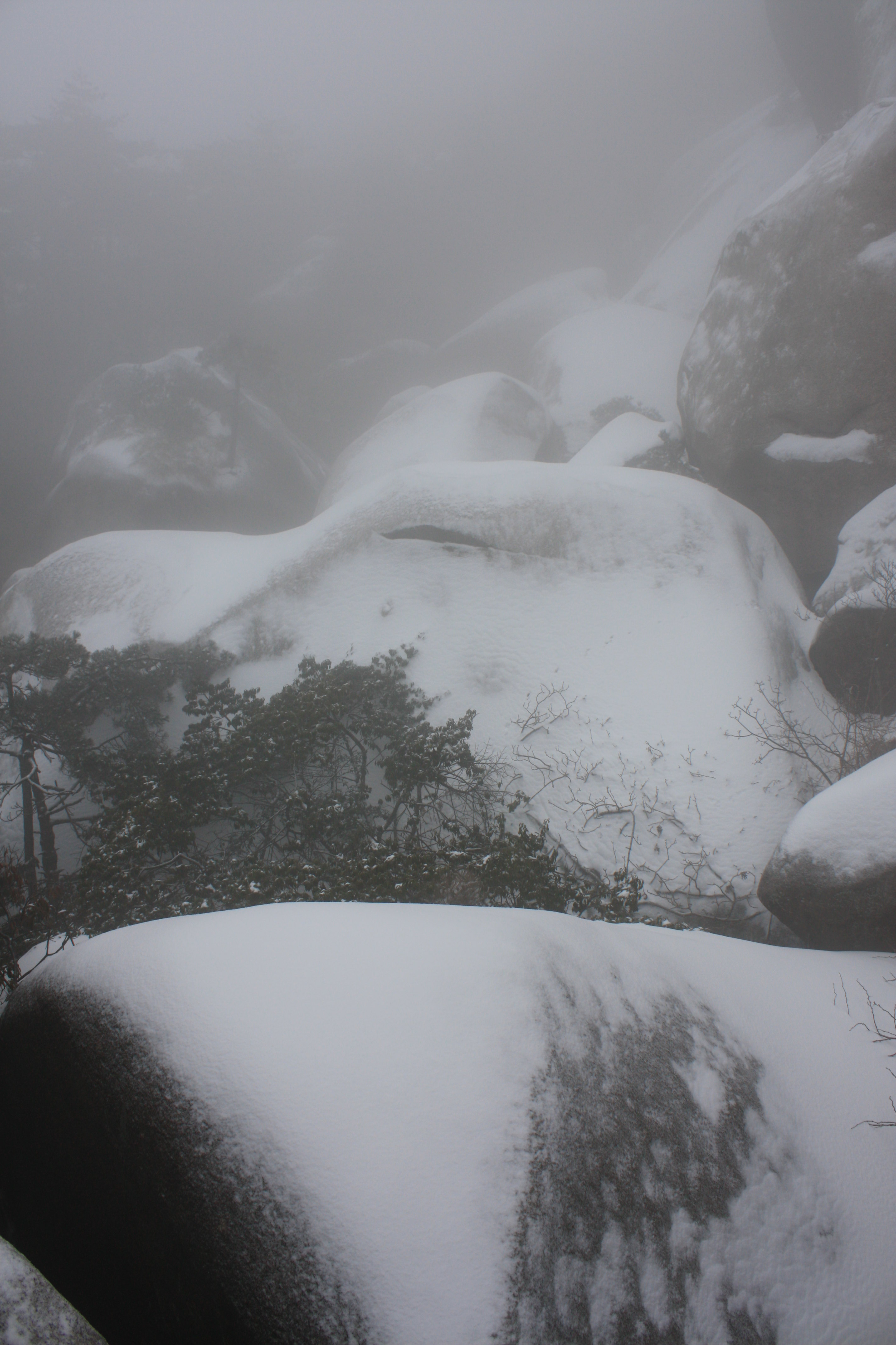 天柱晴雪