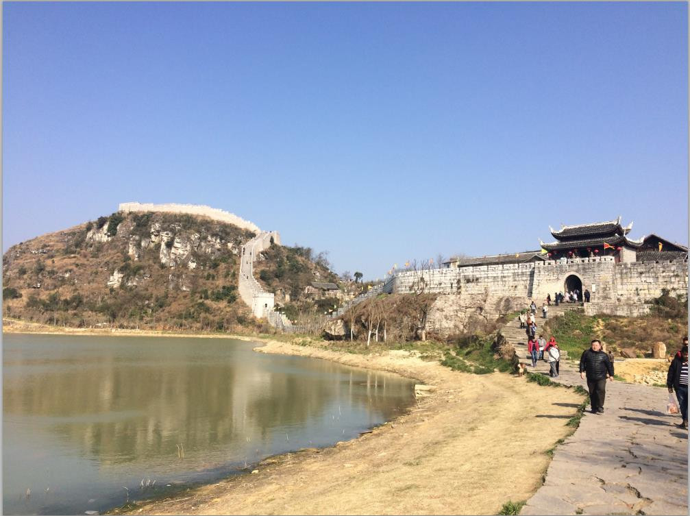 《一路向南》两个人有车有房的旅行(青岩古镇篇)