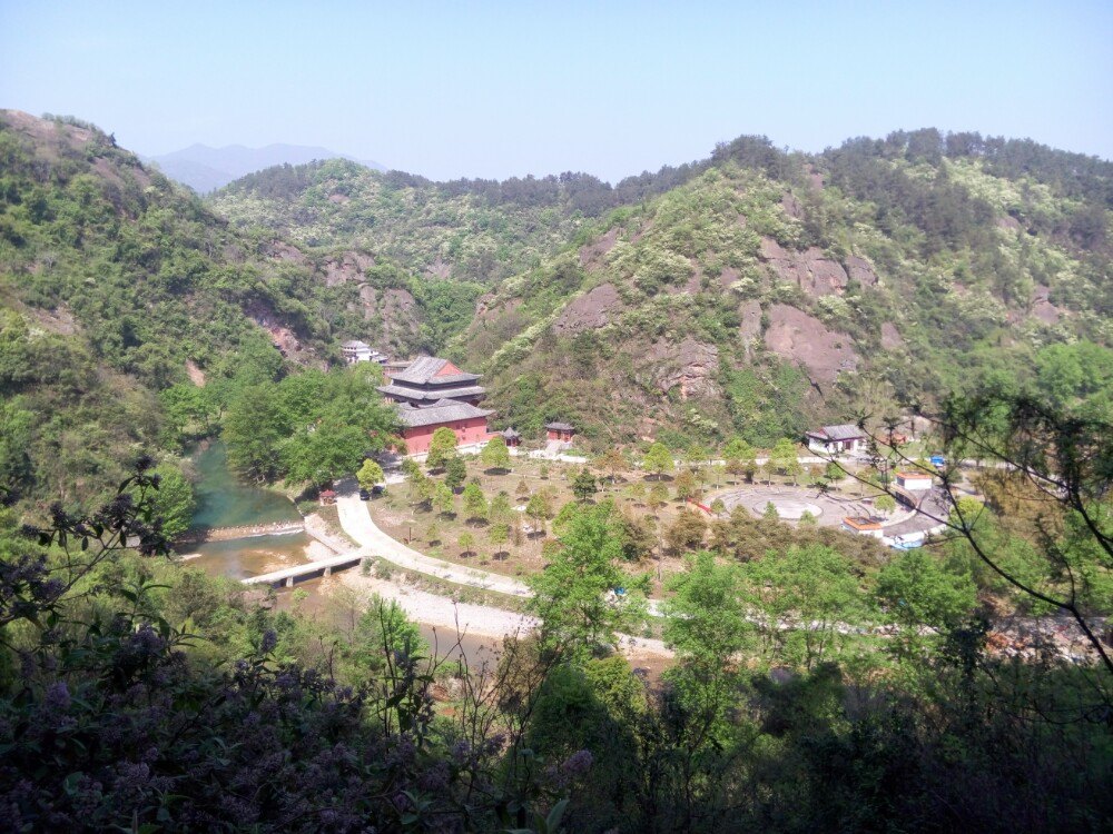 鸣凤山风景区