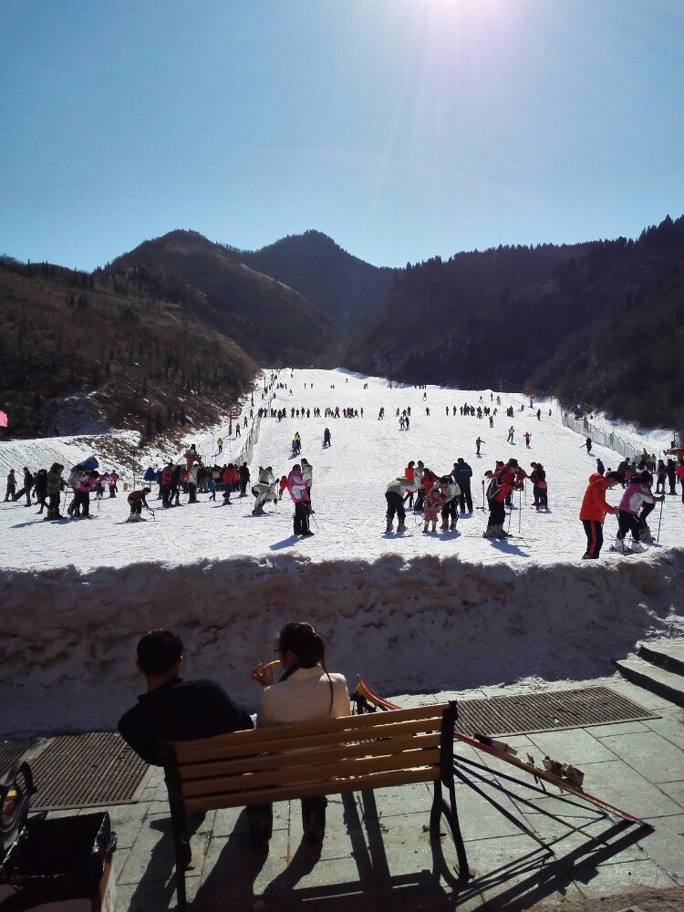 济南金象山滑雪场