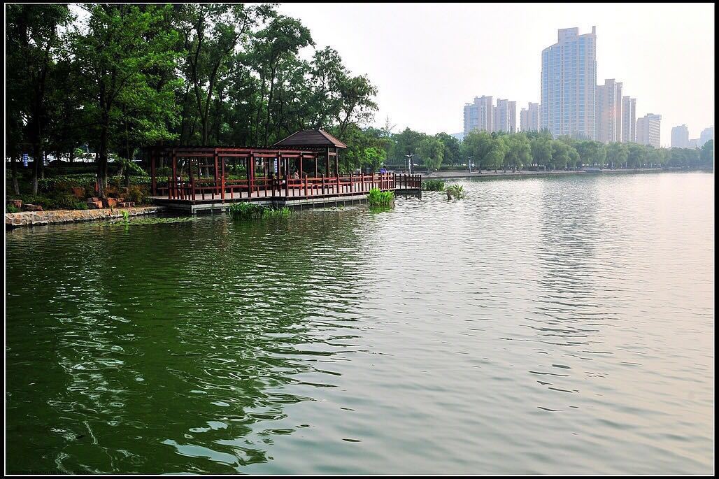 雨山湖