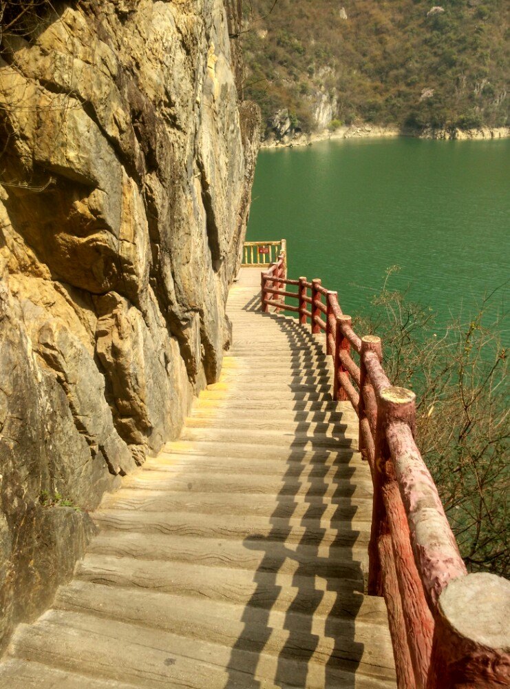 汉中石门栈道风景区