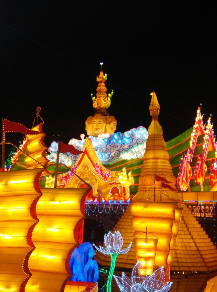 自贡彩灯公园