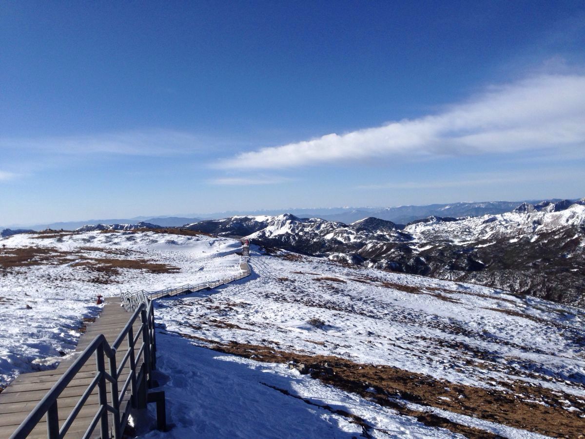 石卡雪山