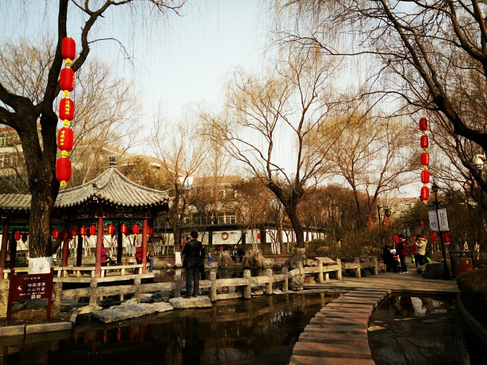 五龙潭公园