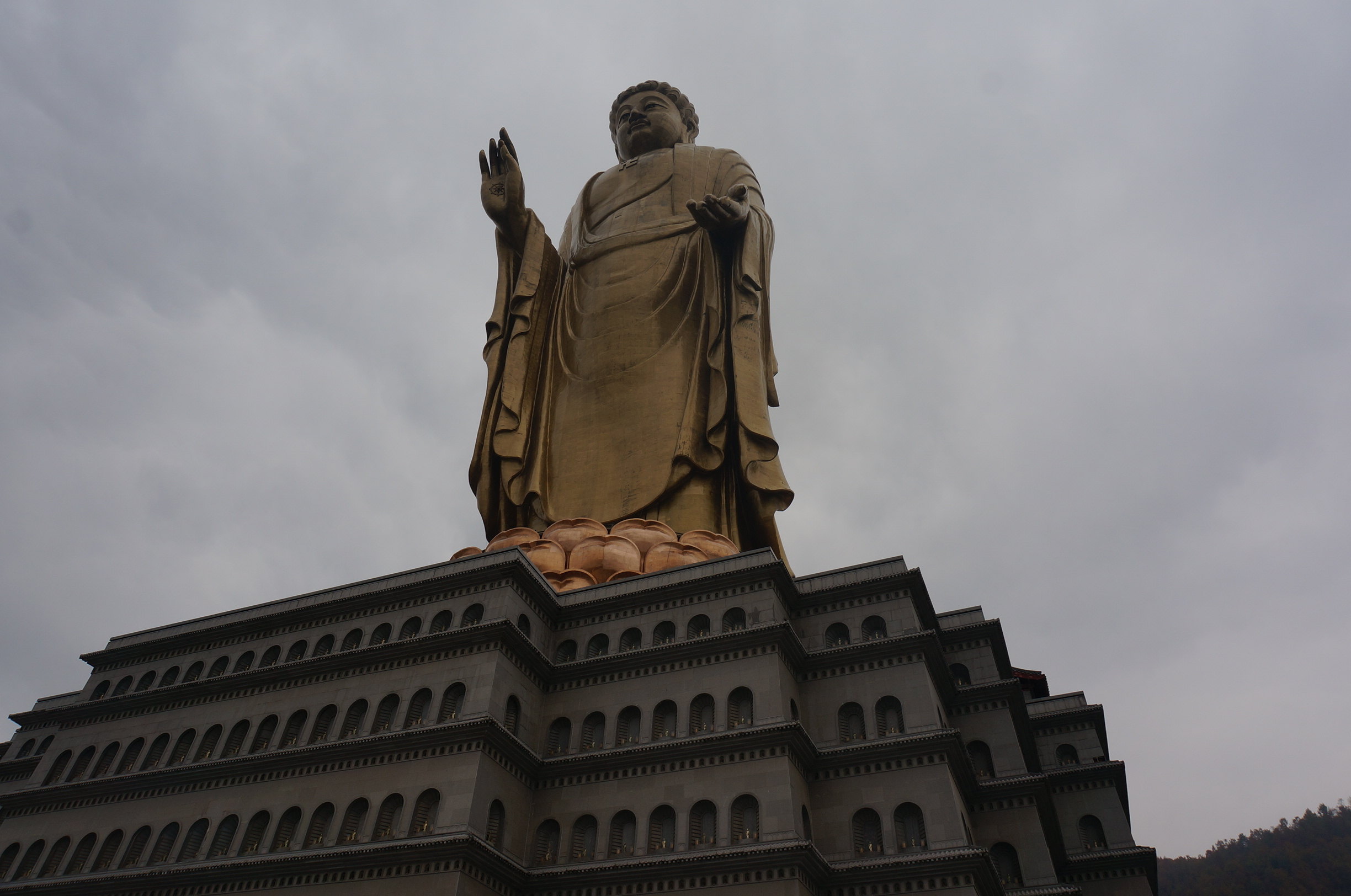 中原大佛景区