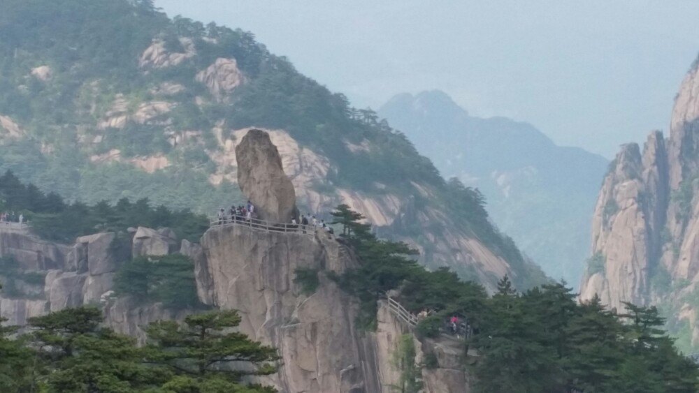 2019飞来石_旅游攻略_门票_地址_游记点评,黄山区旅游