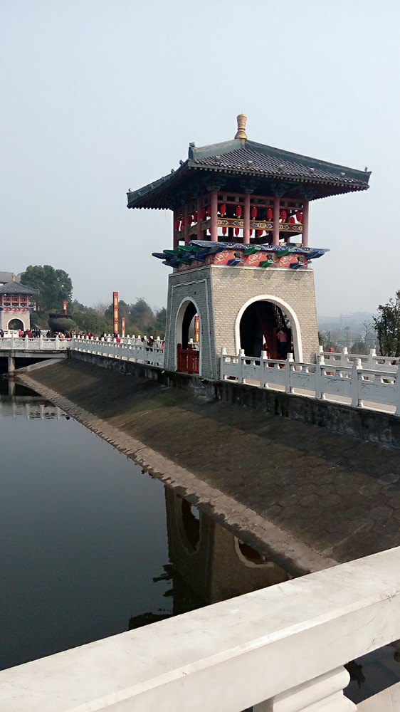 神女湖风景区