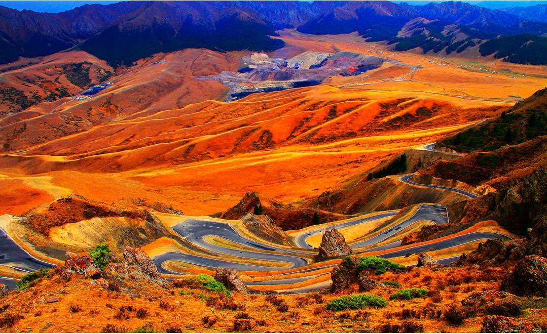 乌鲁木齐天山大峡谷