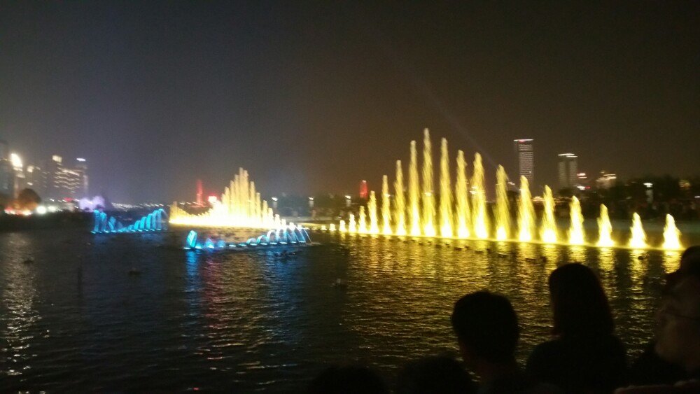 秋水广场