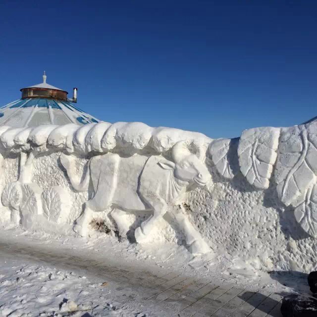 达永山四季滑雪馆