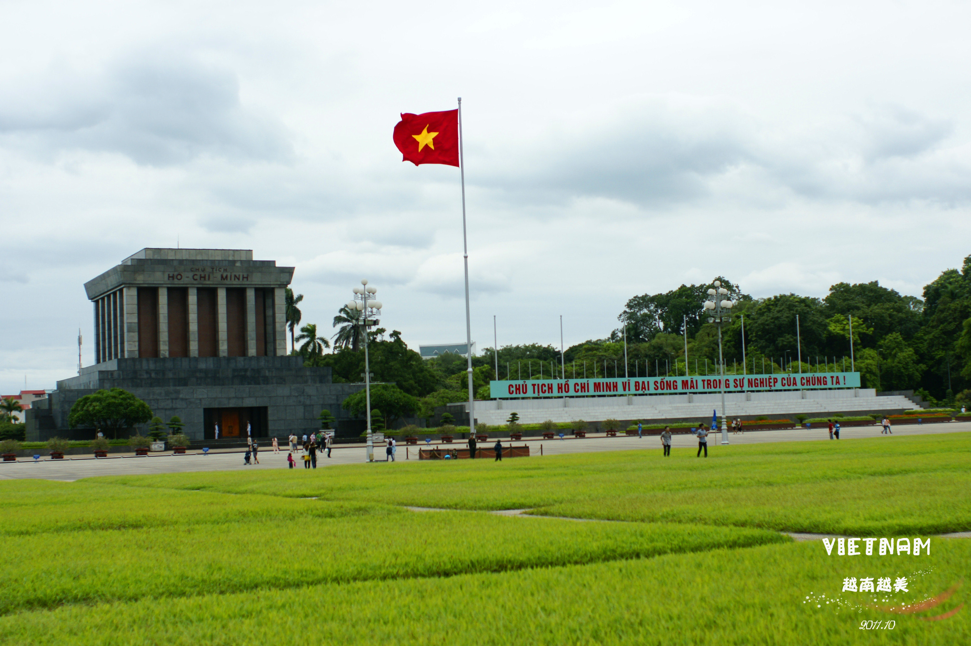 巴亭广场旅游景点攻略图