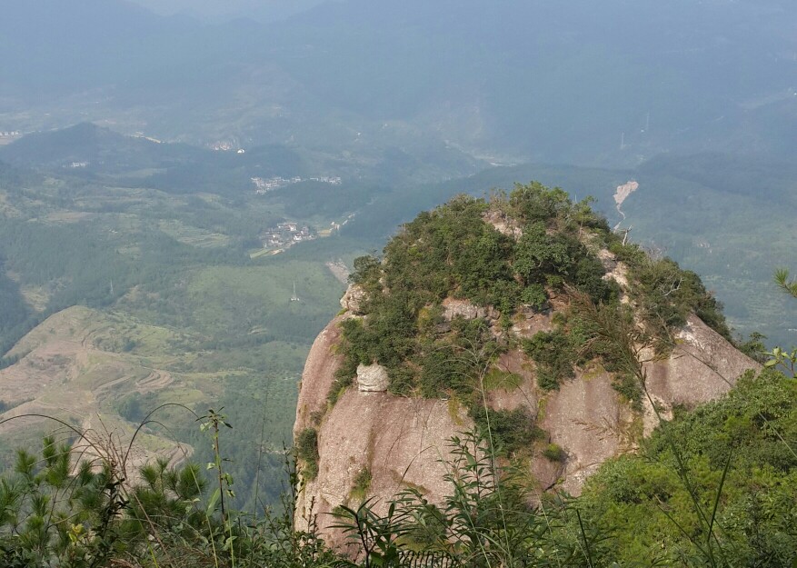 【携程攻略】仙居景星岩景点,10月长假,人多吵杂,失去