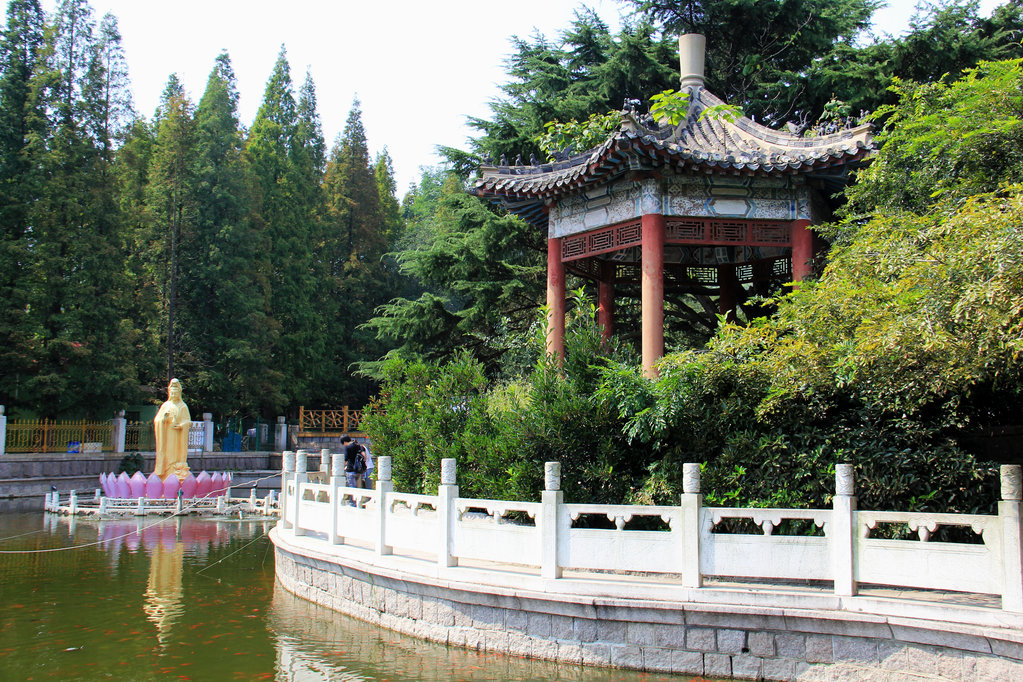 青岛[加游站]湛山寺_岛城十景之一.全国重点寺院.