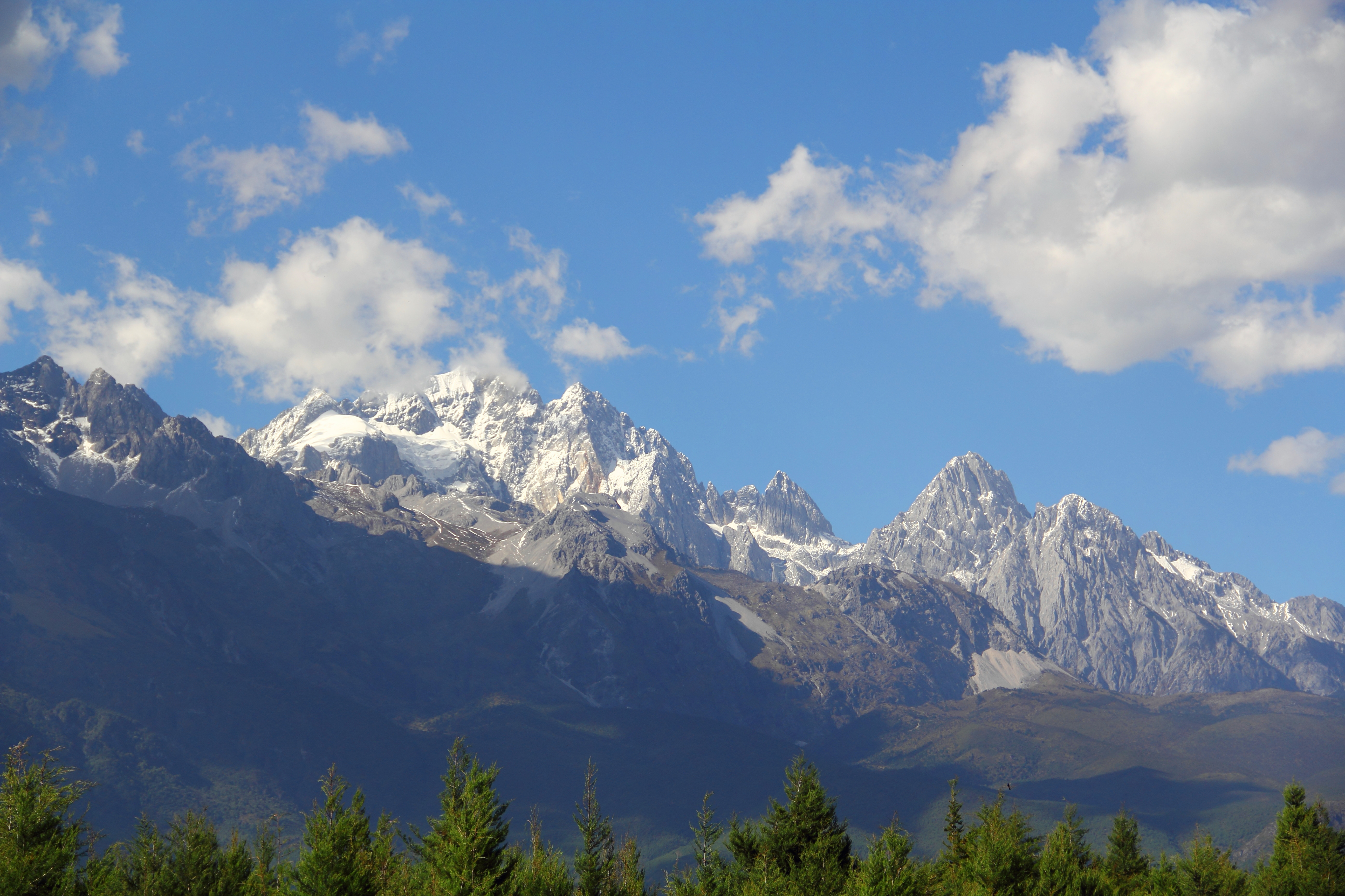 玉龙雪山