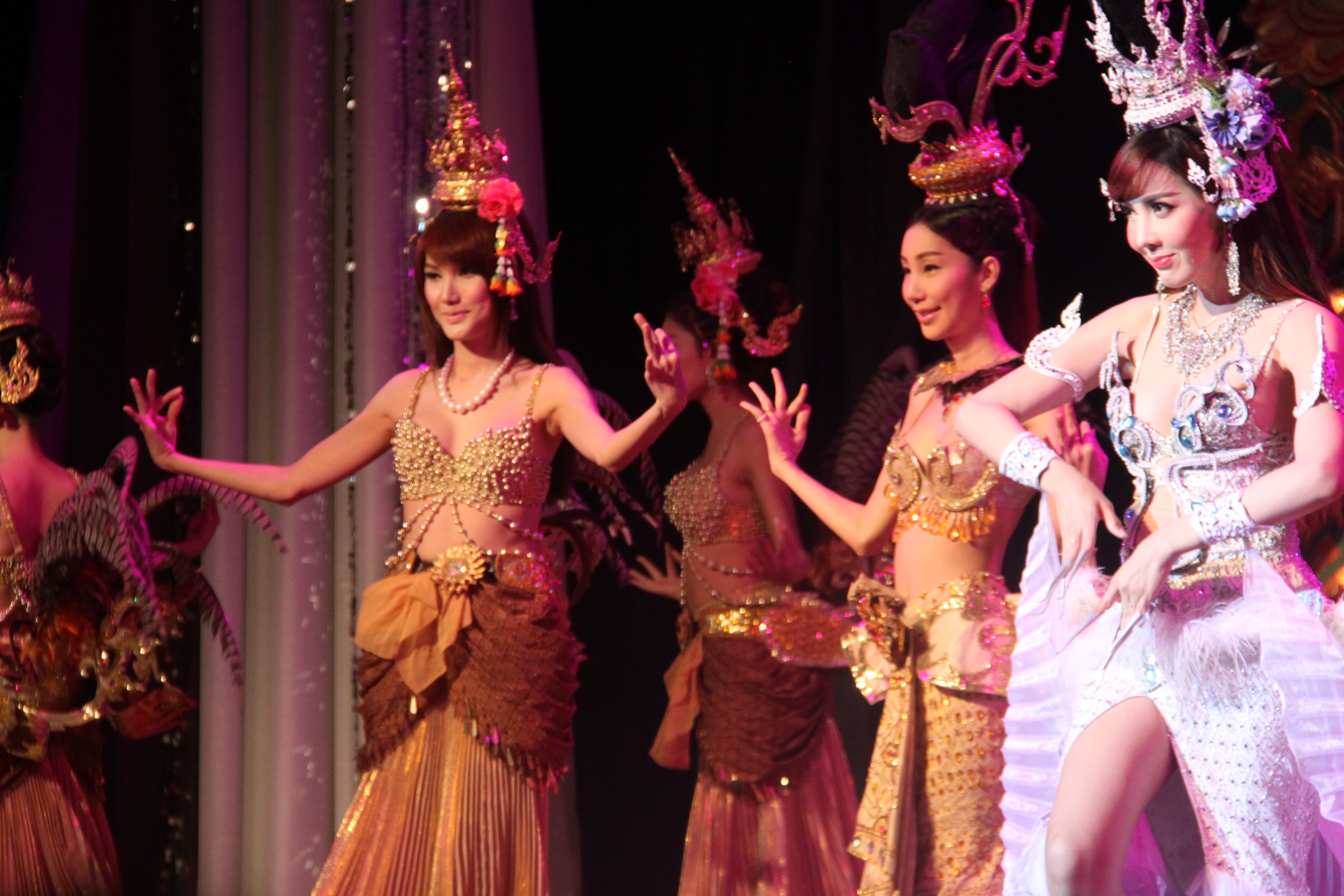 人妖团_楚楚人妖_人妖郭思思_胡霁光人妖_视安网