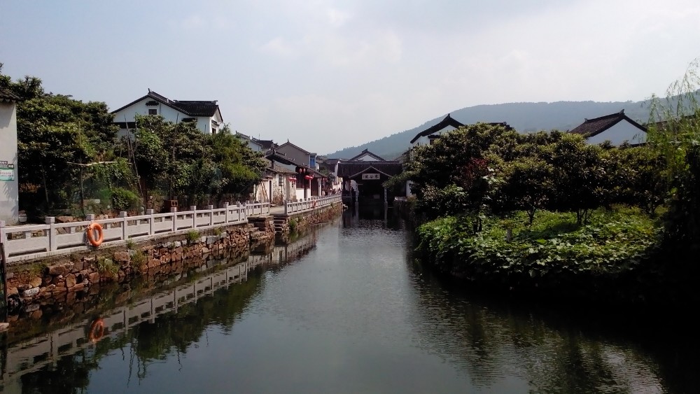 苏州洞庭东山(紫金庵,轩辕宫,陆巷古村,雨花胜境,启园)和木渎灵岩山