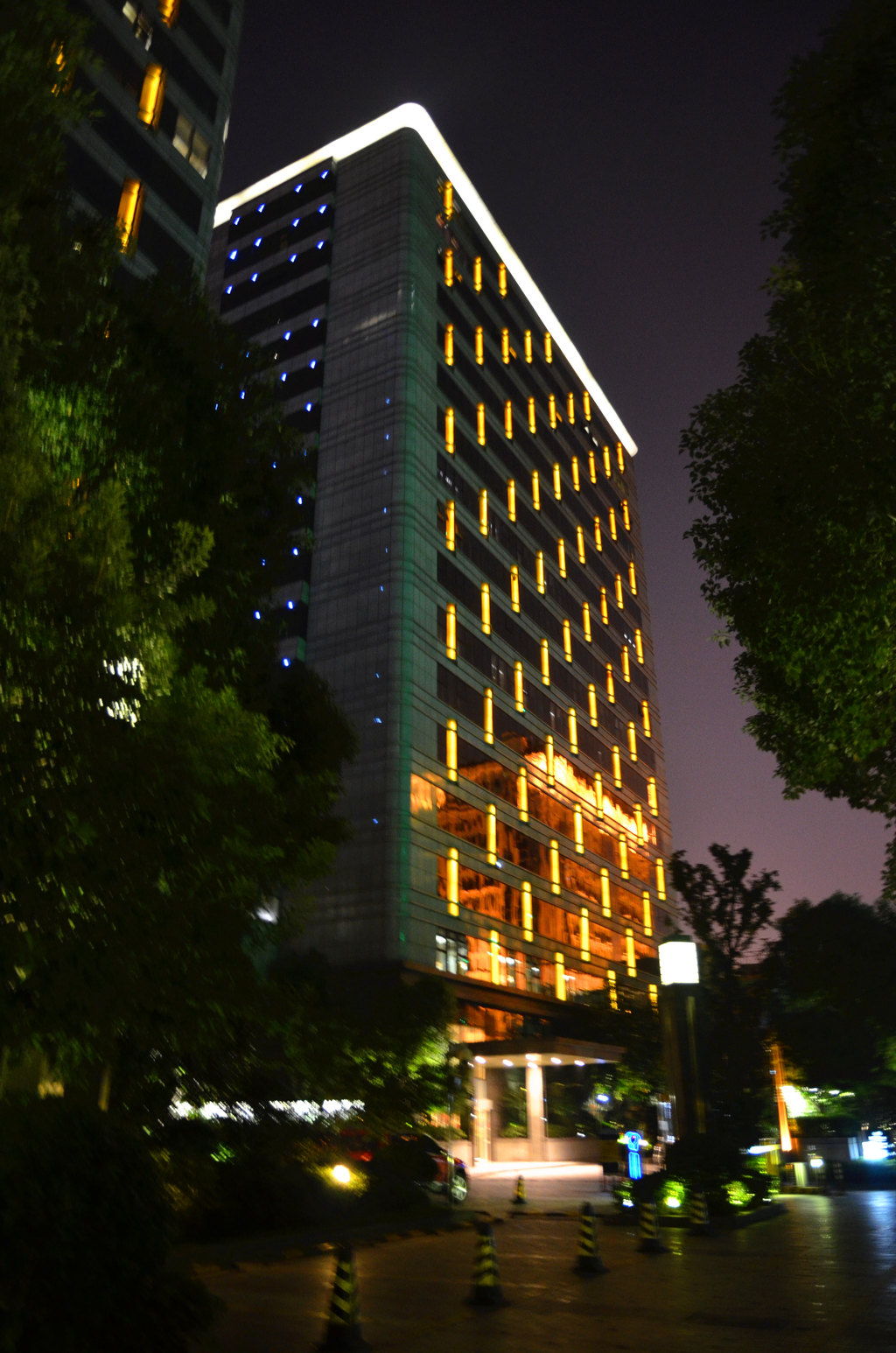魔都璀璨"夜明珠"——上海虹桥元一希尔顿酒店