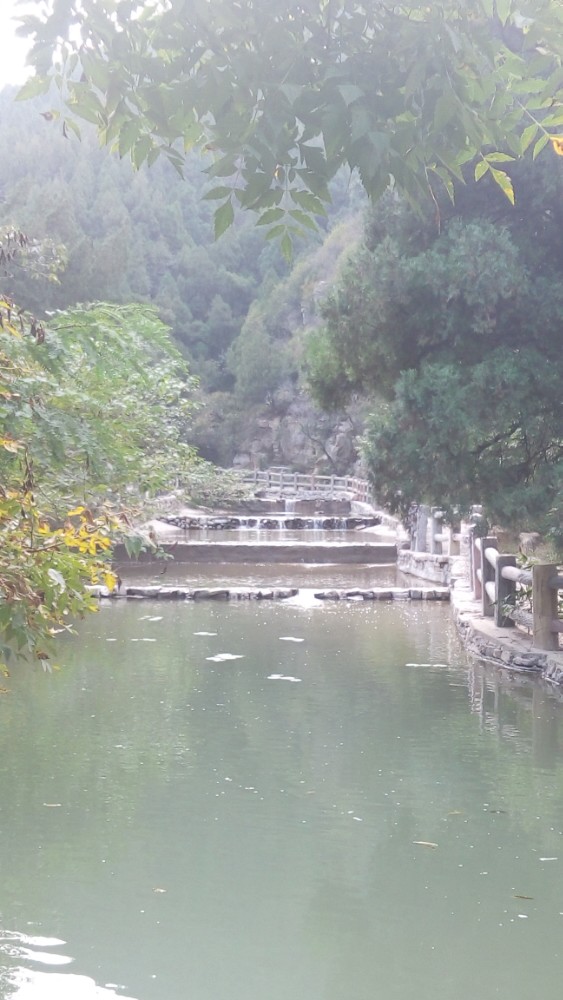 黄金谷瀑布群风景区