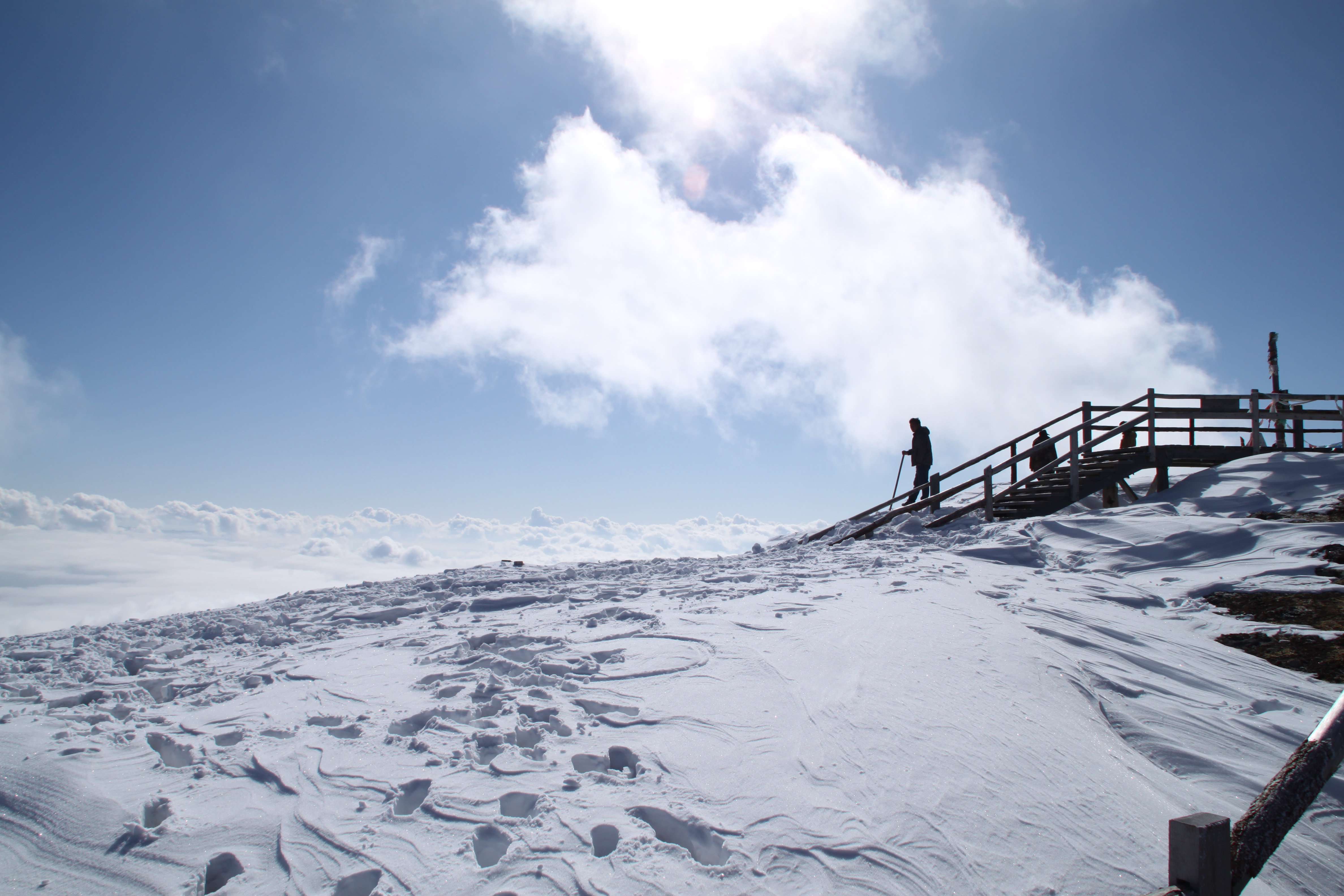 石卡雪山