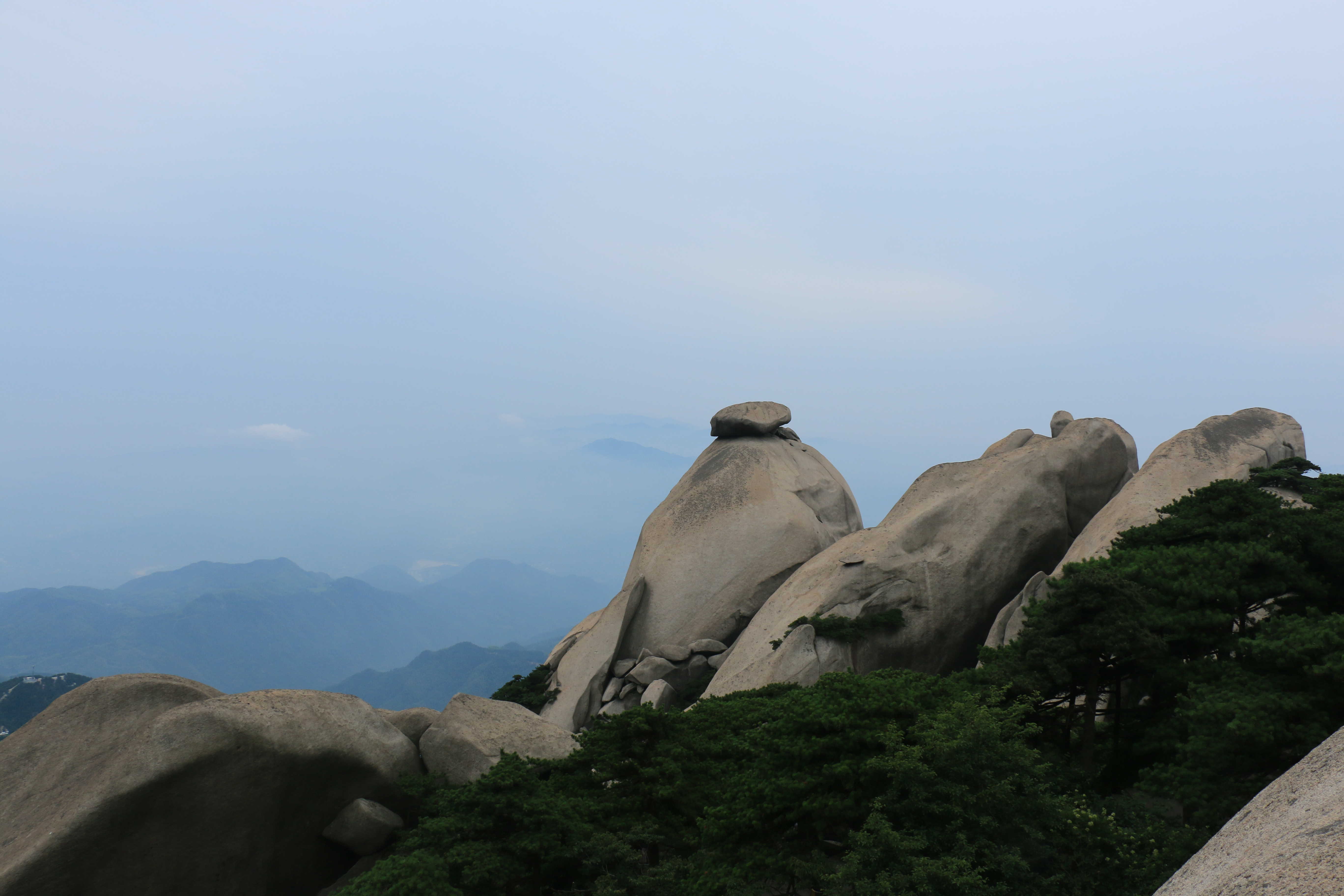 奇险俊秀的天柱山