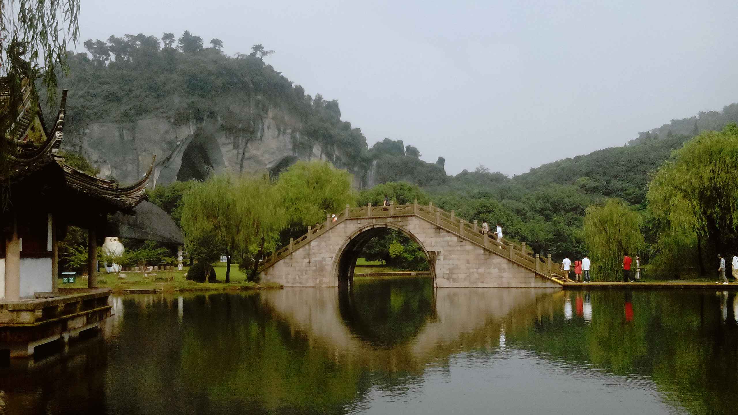 绍兴柯岩风景区