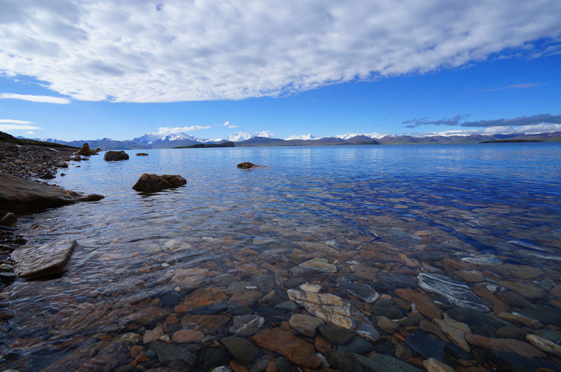 有那个知道西藏拉萨那边有那些旅游景点?