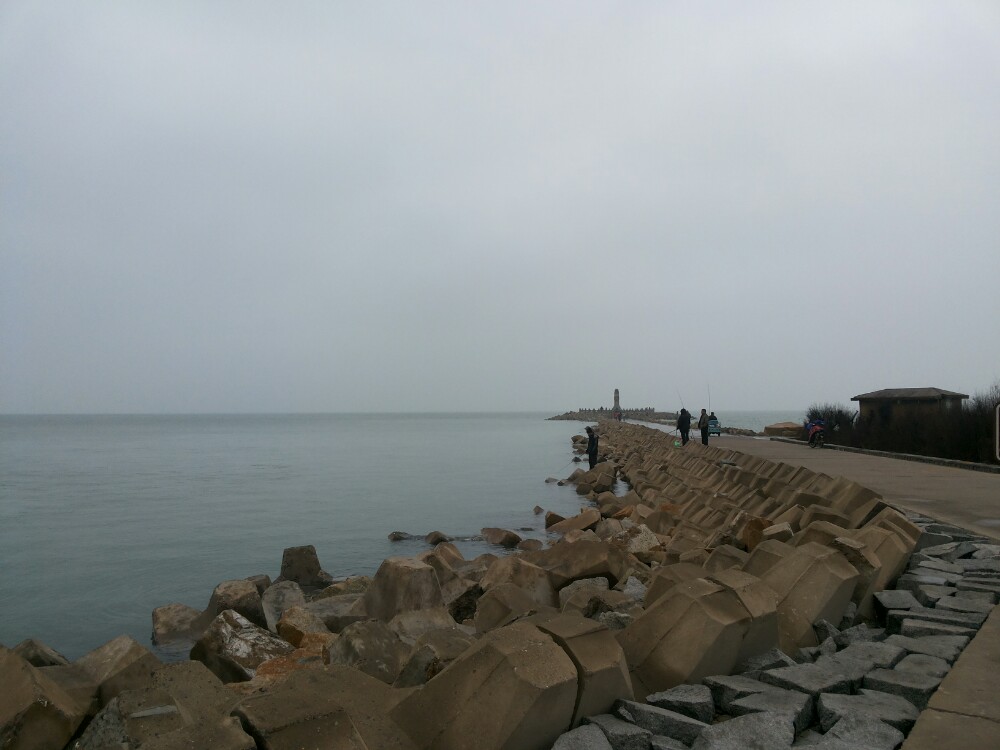 山东龙口东港风景区,寂静的海边