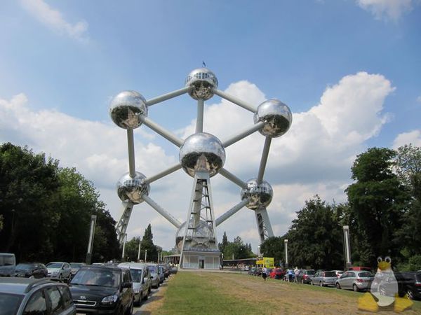 荷兰阿姆斯特丹、比利时布鲁塞尔2010年7月攻