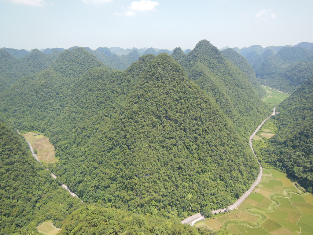 多彩贵州—黔东南(肇兴堂安岜沙苗寨加榜梯田),荔波茂兰,香草园薰衣草