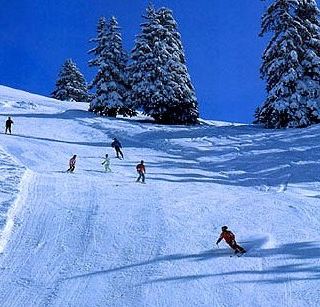 玉泉威虎山森林公园滑雪场