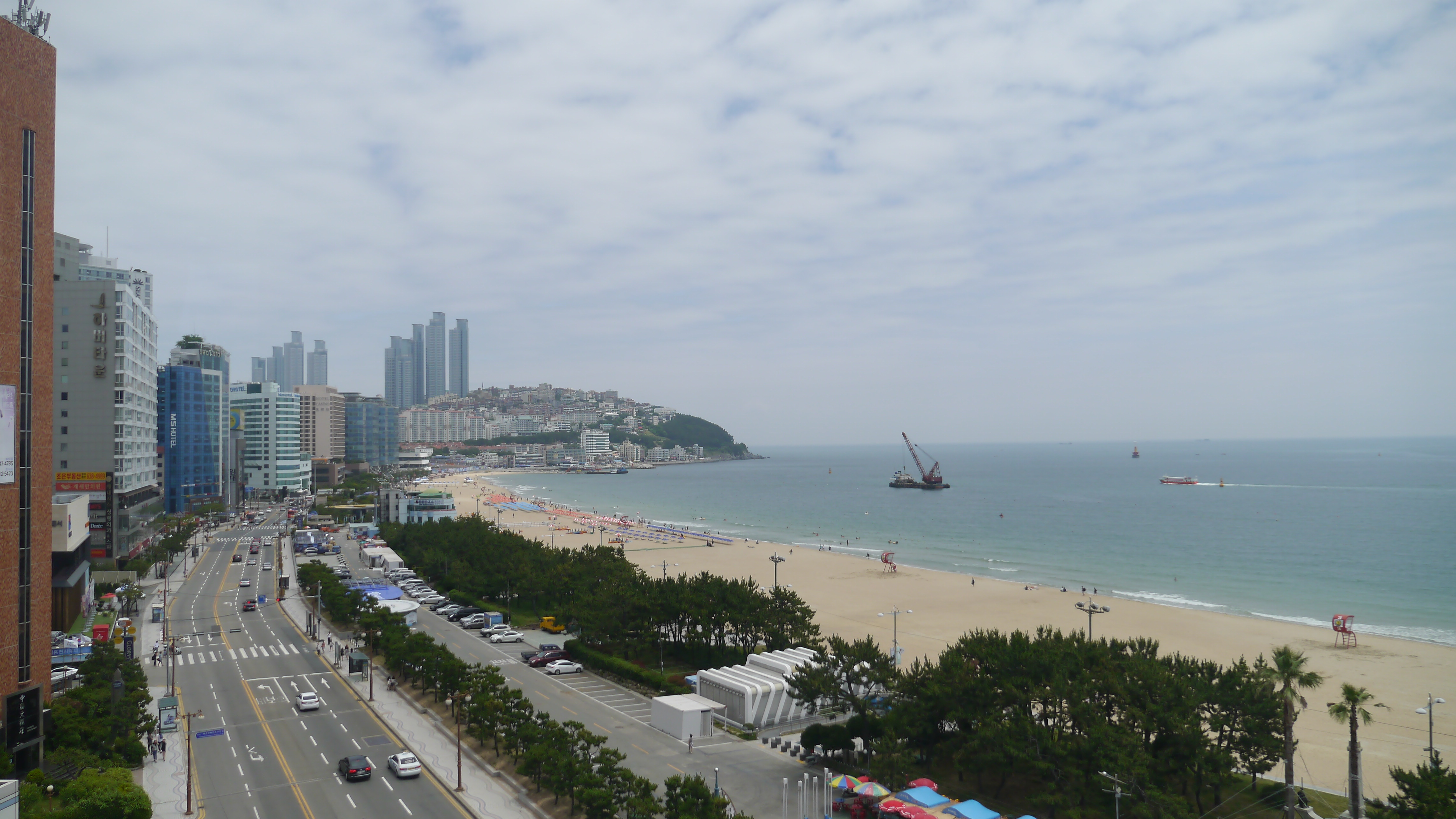 移动的海上城堡