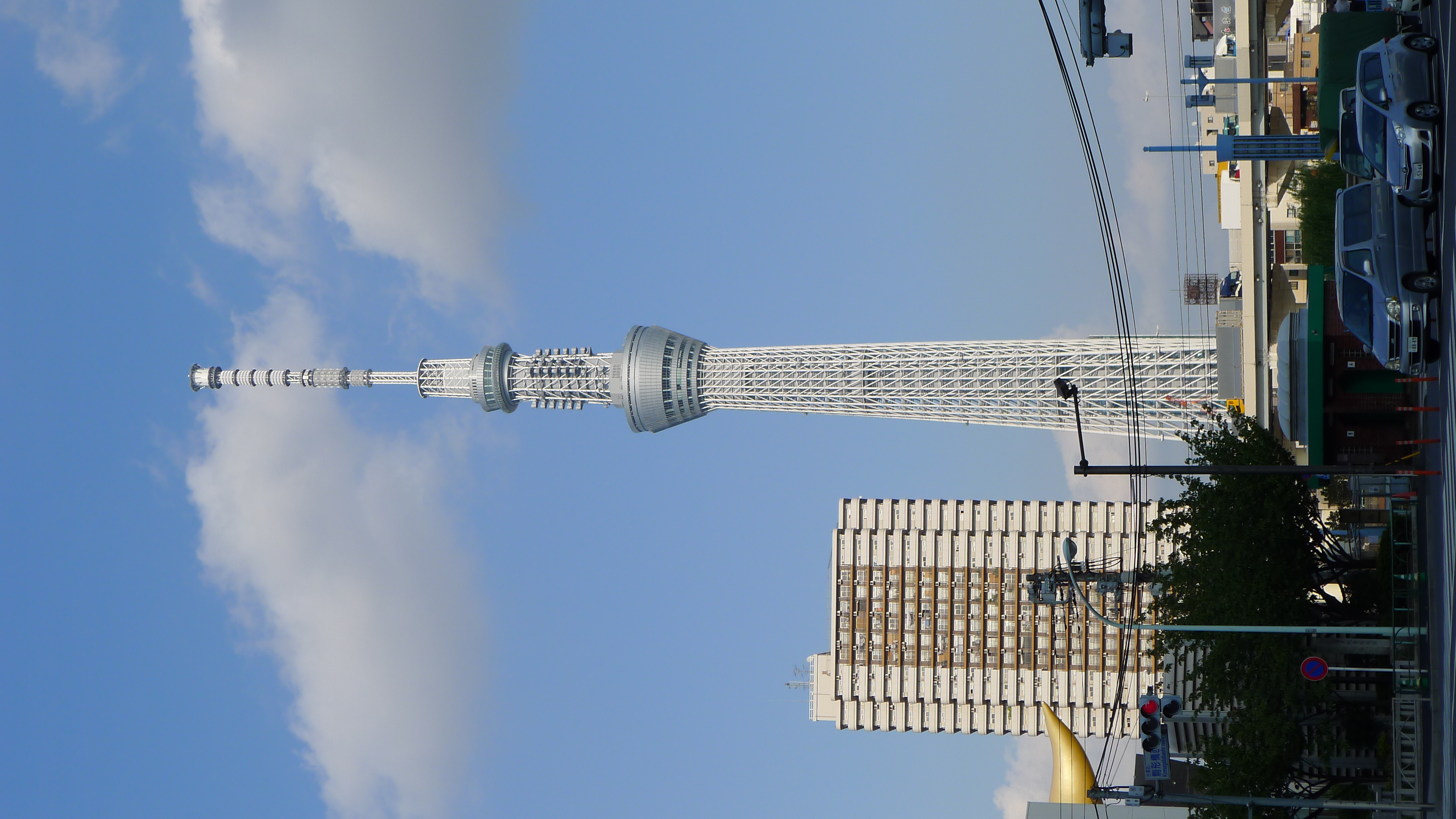 东京晴空塔的高度是