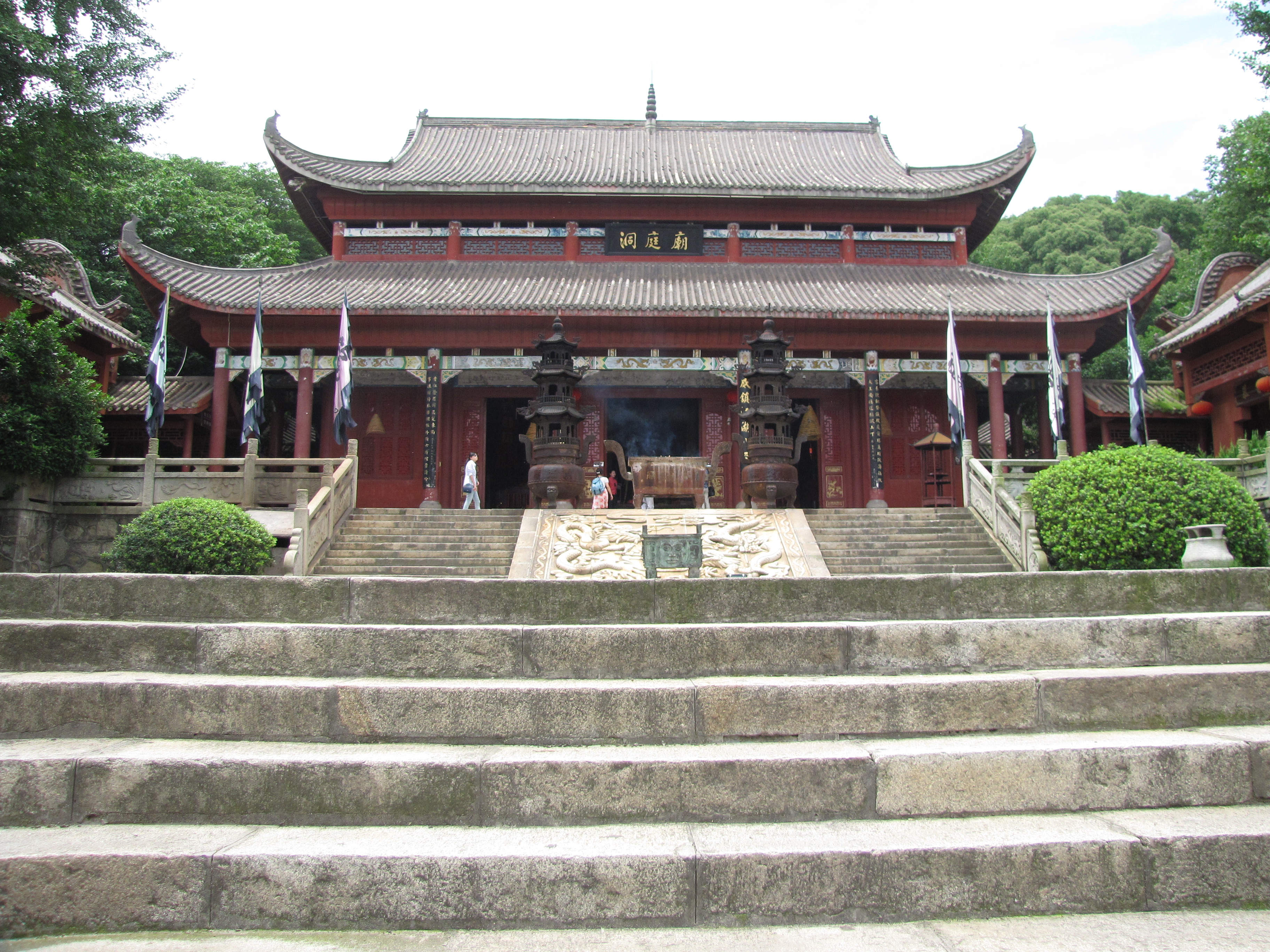 在岳阳君山找到"水下龙宫"