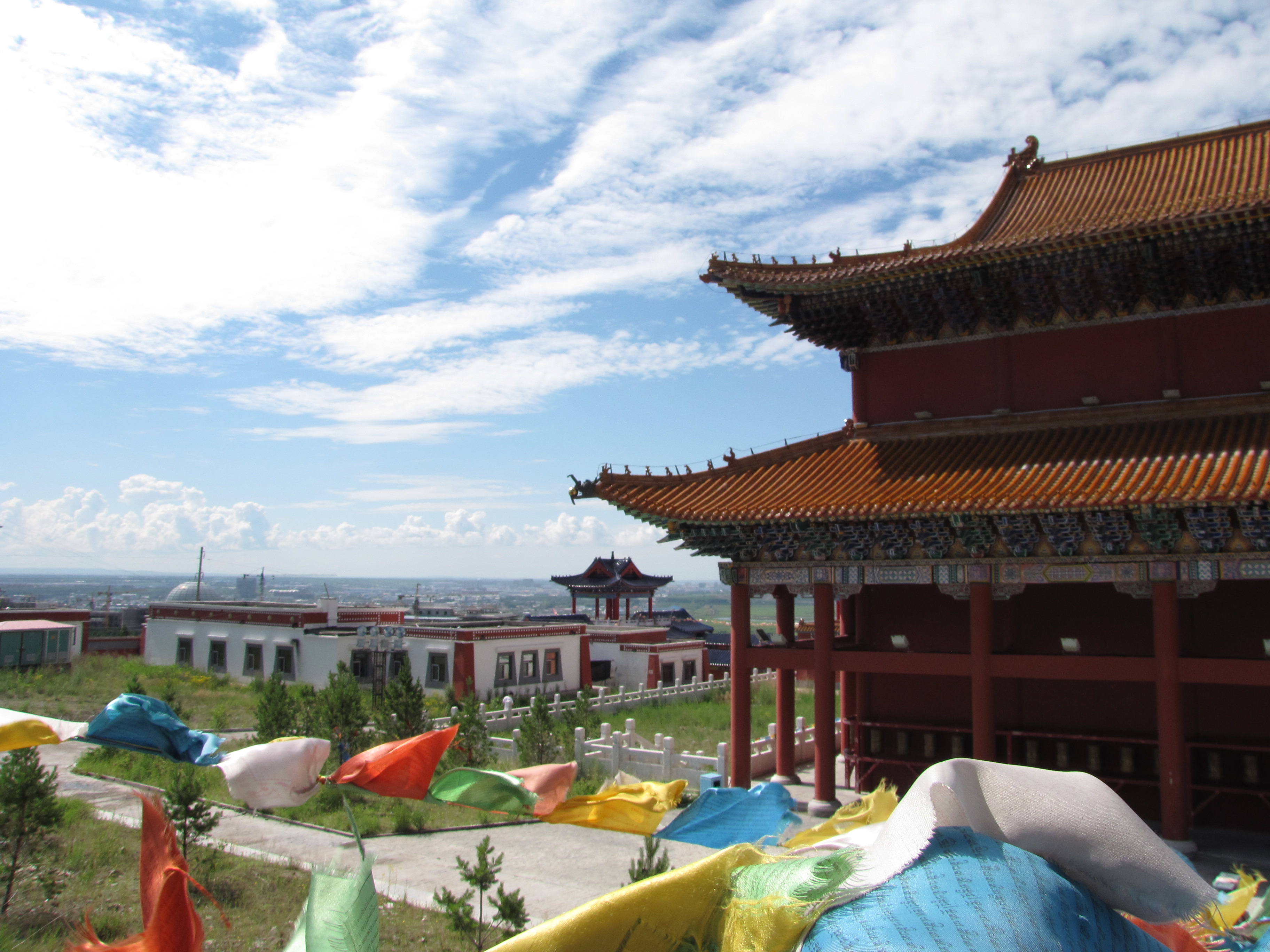 呼伦贝尔市达尔吉林寺很有气势