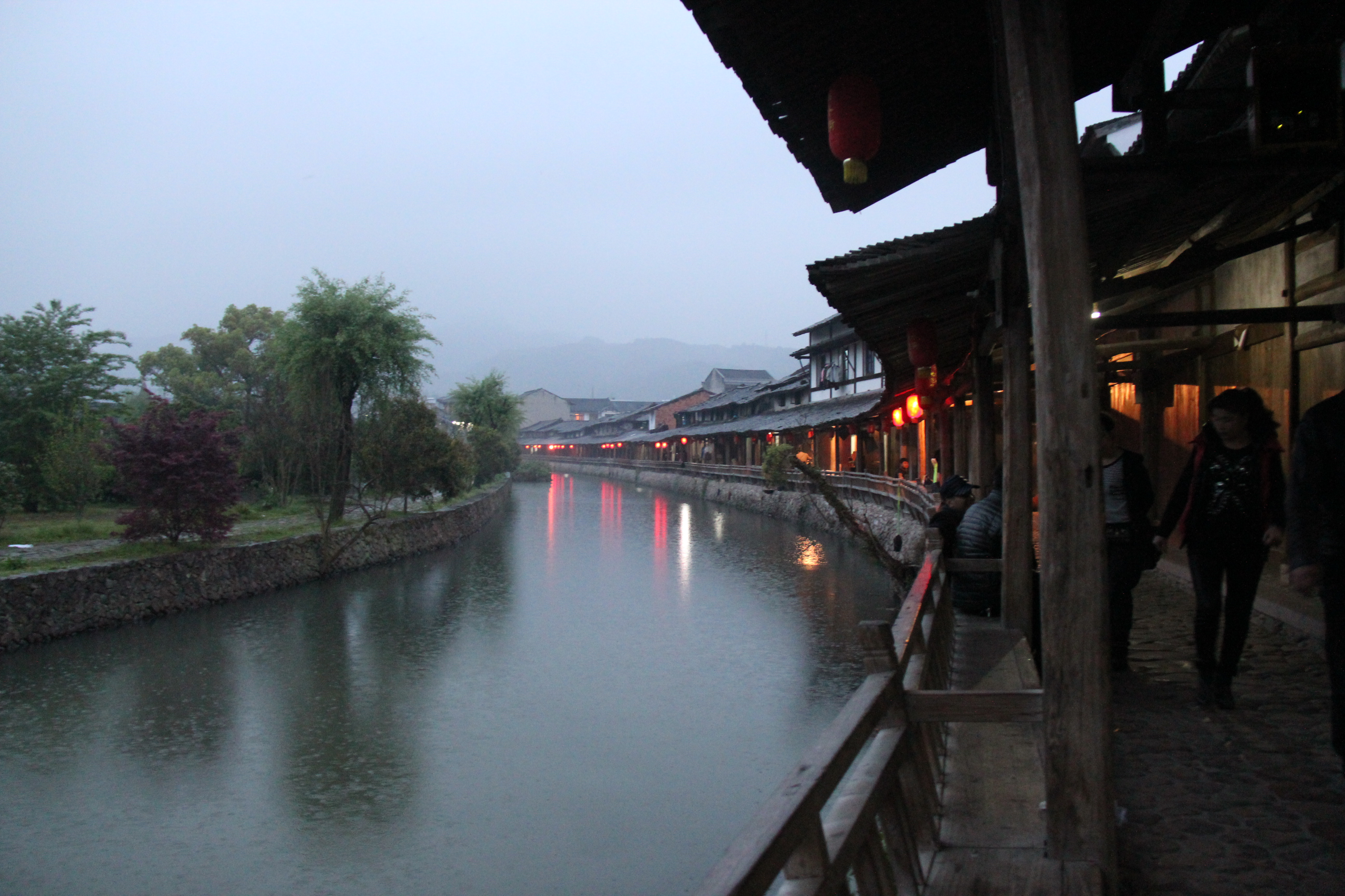                  丽水古街(夜景)