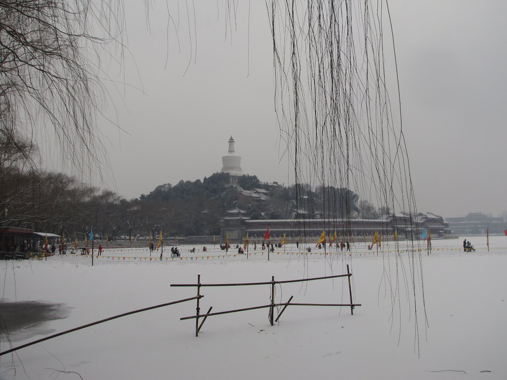 2013-1-20在北海公园看雪景