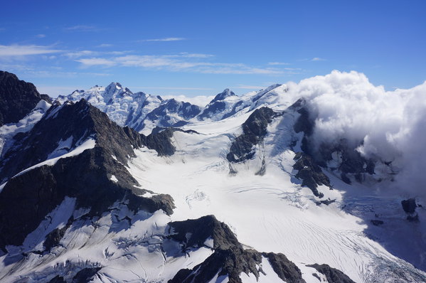 我是在指环王的场景里吗?第一部fellowship穿过雪山的一幕