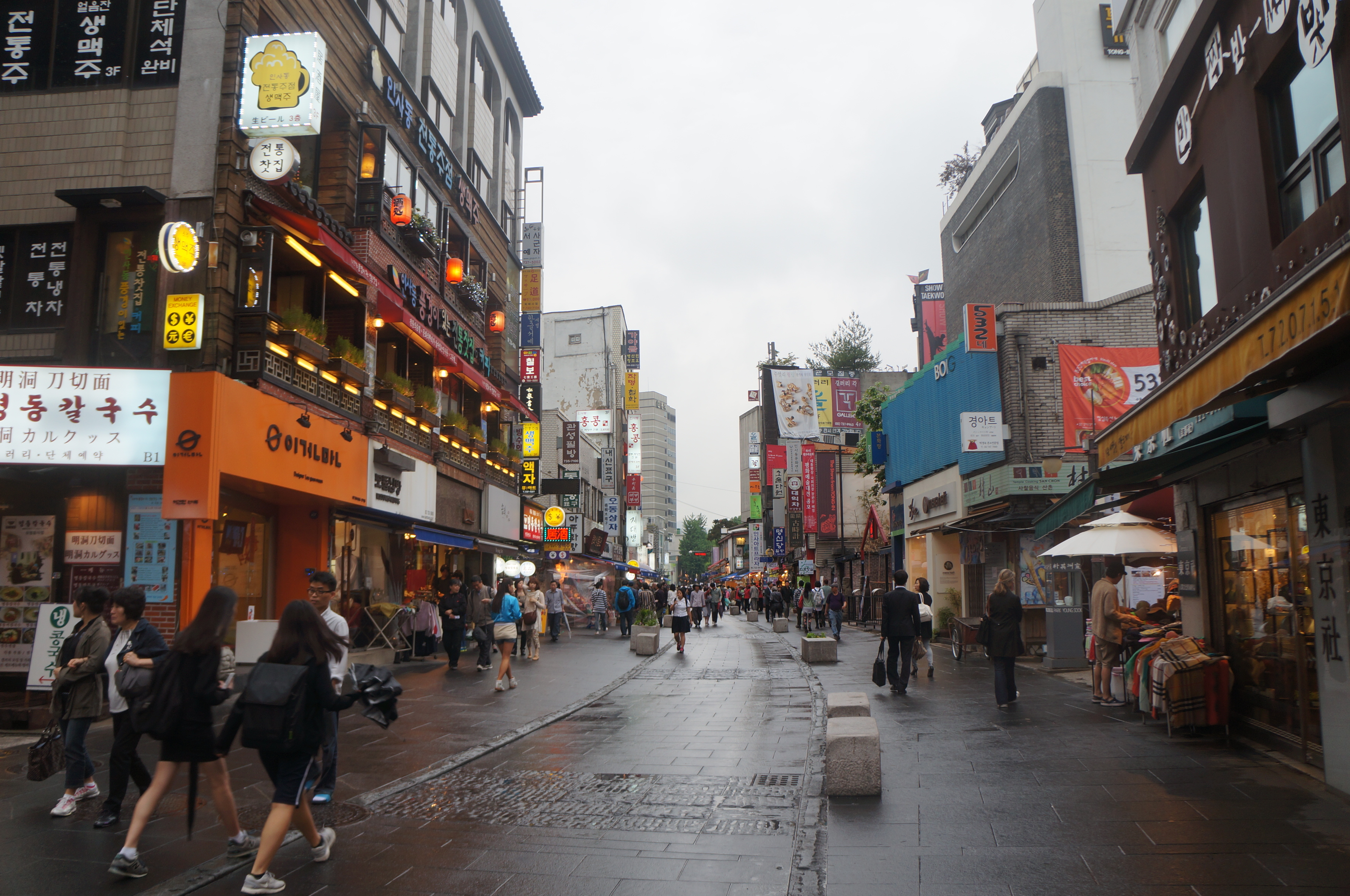 仁寺洞的历史可以从日本占领韩国的后期算起