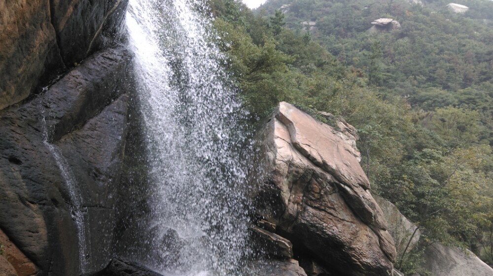               连云港市船山飞瀑