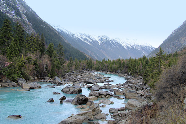 一路畅游——大自然的美好河山,如此壮观,震撼着我的心灵.
