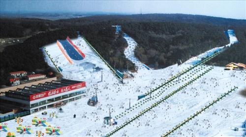 沈阳棋盘山滑雪场
